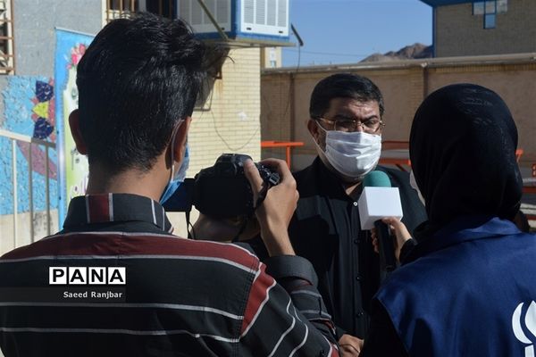 آیین بازگشایی مدارس و نواخته شدن زنگ سال تحصیلی جدید در بافق