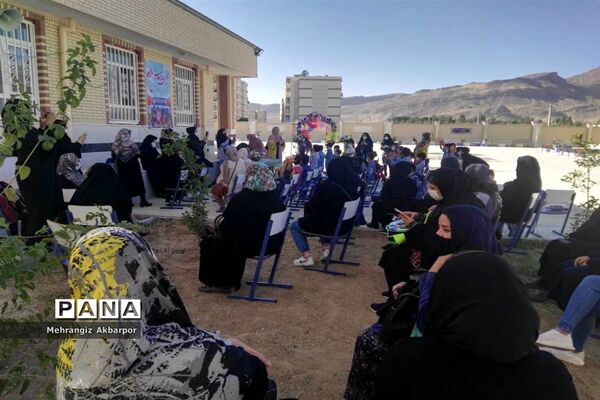 برگزاری جشن شکوفه های کلاس اولی ها در شهرستان نی ریز