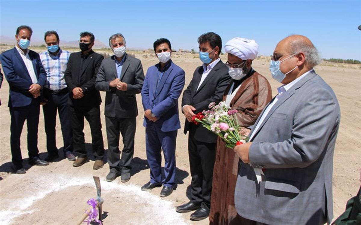 کلنگ زنی مدرسه خیری فاطمه شکوری در خاتم