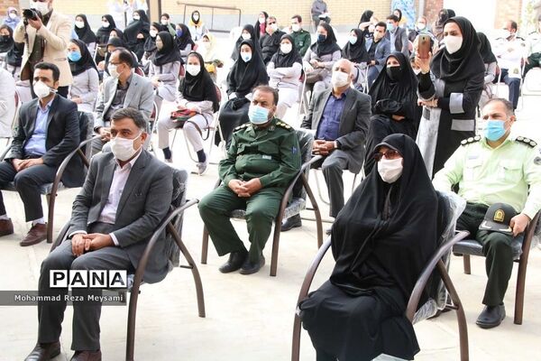 آیین نمادین آغاز سال تحصیلی جدید در سمنان