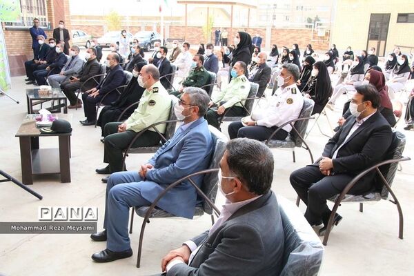 آیین نمادین آغاز سال تحصیلی جدید در سمنان