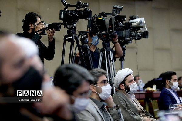 تدوین سیاست های کلی برنامه هفتم توسعه کشور