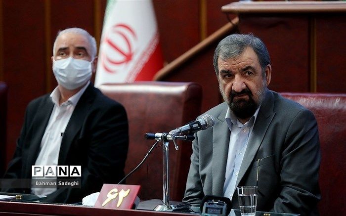 محسن رضایی: تحولات ۴۰ سال دوم انقلاب به شدت محتاج تلاش و اقدام نخبگان است