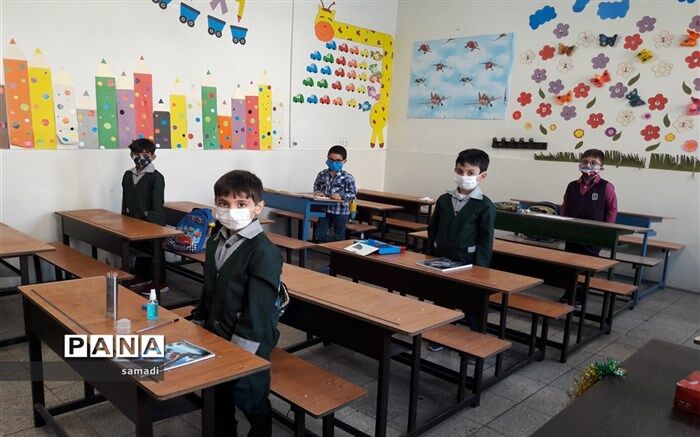 توصیه‌های کرونایی به دانش‌آموزان؛ دست‌های خود را مرتب با آب و صابون بشویید
