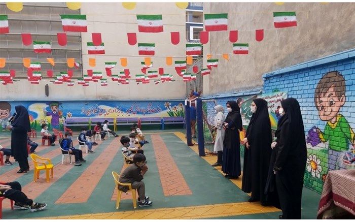 نظارت دقیق بر اجرای پروتکل های بهداشتی  در مدارس منطقه 1