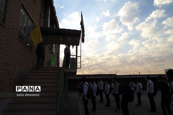 مدارس زیر سایه کرونا - 2