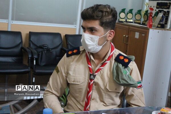 نشست صمیمانه مدیر سازمان دانش آموزی استان بوشهر با دانش آموزان منتخب استان فارس