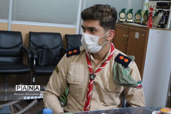 نشست صمیمانه مدیر سازمان دانش آموزی استان بوشهر با دانش آموزان منتخب استان فارس