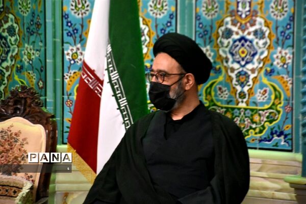 اهدایی بسته های معیشتی در مسجد عباسیه تبریز