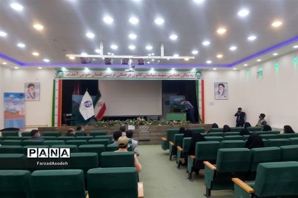 نخستین دوره آموزش مقدماتی خبرنگاری به همت بسیج رسانه در سالن شهید شهابیان کاشمر