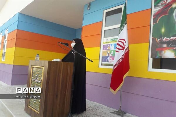 آیین افتتاح دبستان دخترانه مهر عظام در مسجدسلیمان