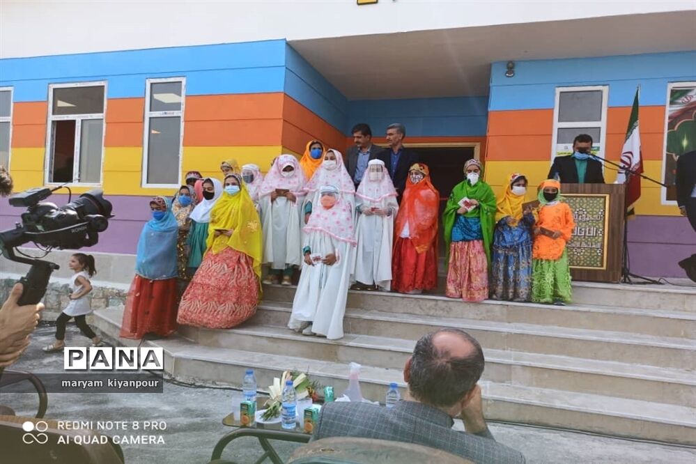 آیین افتتاح دبستان دخترانه مهر عظام در مسجدسلیمان
