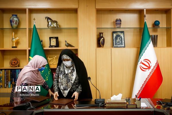 امضای تفاهم‌نامه کانون پرورشی فکری کودکان و نوجوانان با معاونت ریاست جمهوری در امور زنان و خانواده