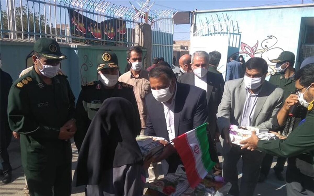 ۳۴ هزار اقلام تحصیلی و بهداشتی به دانش آموزان سیستان و بلوچستان اهدا شد