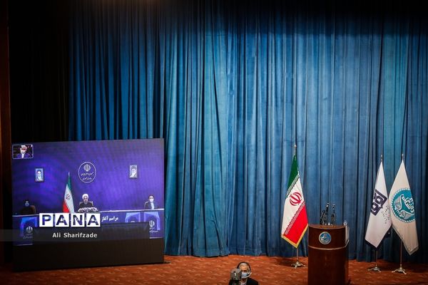 مراسم آغاز سال تحصیلی ۱۴۰۰-۱۳۹۹ دانشگاه‌ها