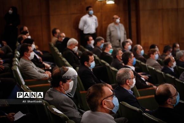 مراسم آغاز سال تحصیلی ۱۴۰۰-۱۳۹۹ دانشگاه‌ها