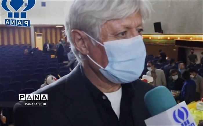 تجلیل از هنرمندان بافقی فیلم روز واقعه