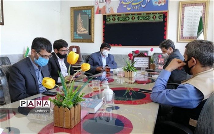 با کمک های جمع آوری شده در مهر عاطفه هامی توان نسبت به خرید تبلت با قیمت مناسب اقدام کرد