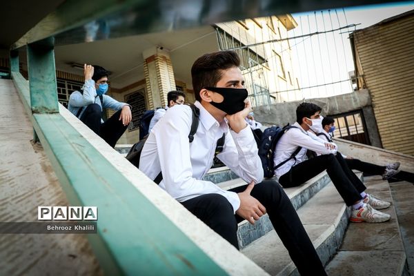 مدارس زیر سایه کرونا-7
