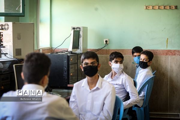 مدارس زیر سایه کرونا-7