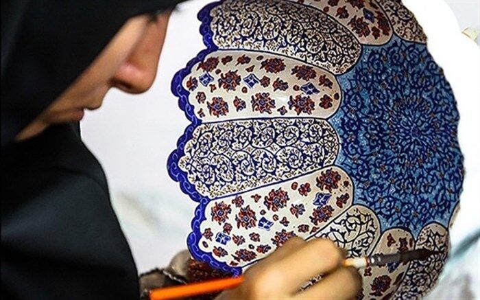 صدور ۵۲۰ مجوز تولید انفرادی و ۱۰ پروانه تولید کارگاهی صنایع دستی در اردبیل