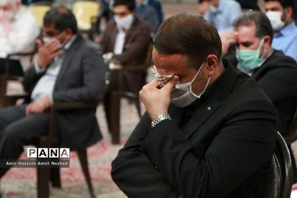 تجلیل از برگزیدگان کشوری و نخبگان قرآنی یزد