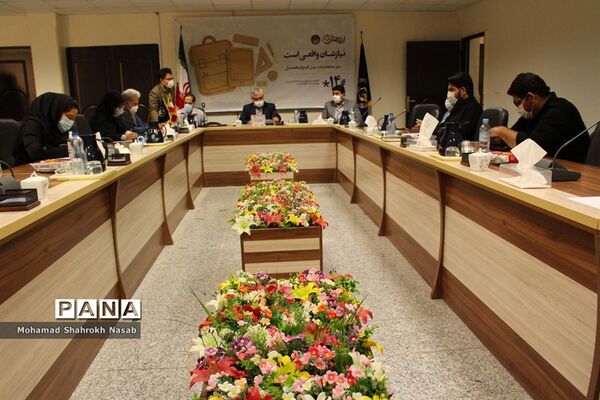 نشست خبری مدیرکل کمیته امداد امام خمینی (ره) و رییس سازمان دانش‌آموزی خوزستان