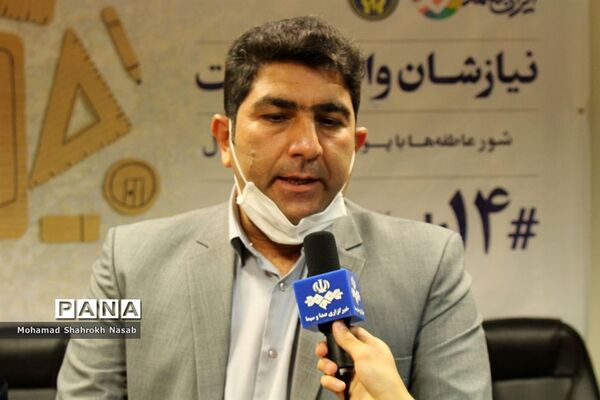 نشست خبری مدیرکل کمیته امداد امام خمینی (ره) و رییس سازمان دانش‌آموزی خوزستان