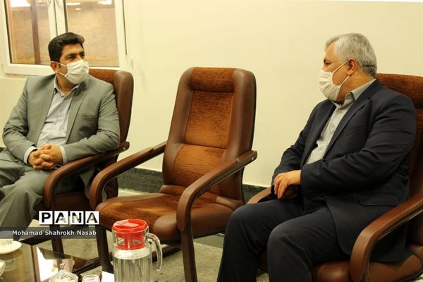 نشست هم‌اندیشی شور عاطفه‌ها