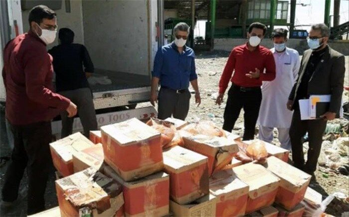 بیش از 640 کیلوگرم فرآورده خوراکی تاریخ مصرف گذشته در زاهدان معدوم شد