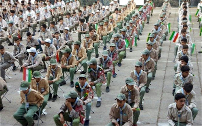 جذب و سازماندهی پیشتازان سازمان دانش آموزی با هدف تربیت دانش آموزانی با مهارت های فردی و اجتماعی