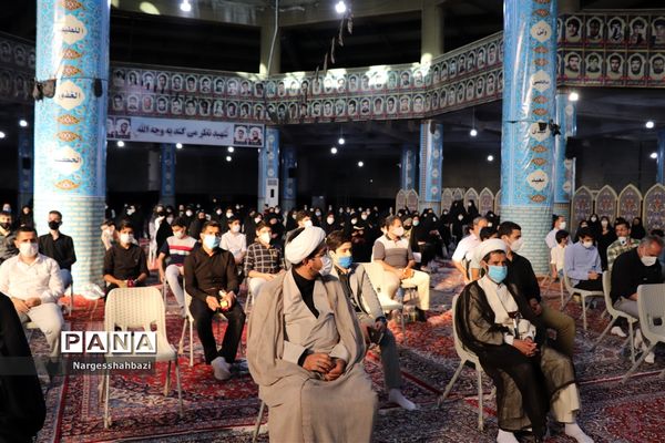 دیدار صمیمی امام جمعه شهرقدس با یاوران قرآن