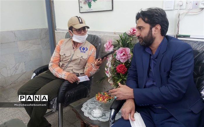 خبرنگاران دانش آموز باید با قلمشان خلاقیت را خلق کنند