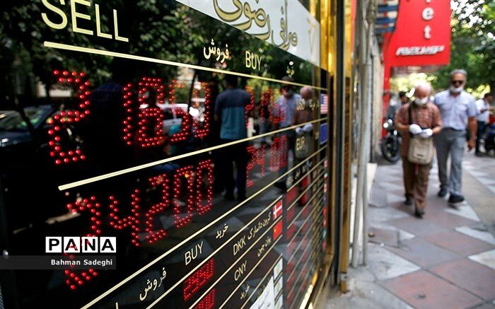 قیمت دلار ۲۶ شهریور ۱۳۹۹ به ۲۶ هزار و ۸۰۰ تومان رسید