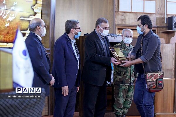 آیین رونمایی از آثار رادیویی پاسداشت مقام شهید
