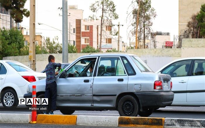 اطلاعیه وزارت کار درباره ارسال پیامک به سرپرست کودکان بازمانده از تحصیل