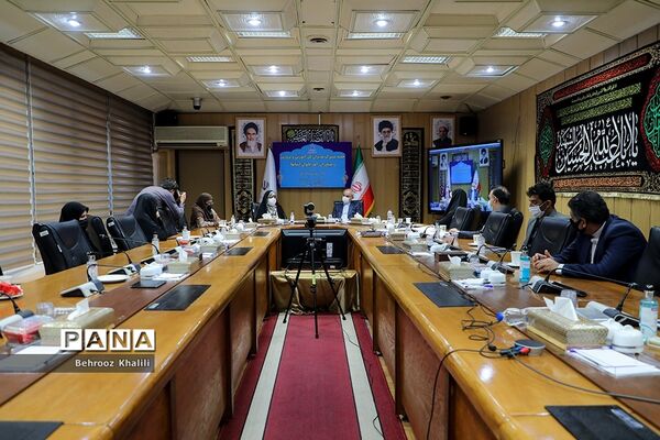 نشست مشترک مدیران کل آموزش و پرورش و مشاوران امور بانوان استان‌ها