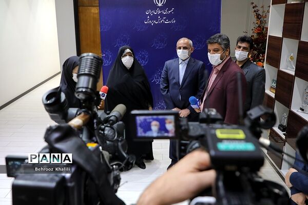 نشست مشترک مدیران کل آموزش و پرورش و مشاوران امور بانوان استان‌ها