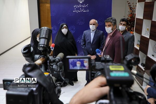 نشست مشترک مدیران کل آموزش و پرورش و مشاوران امور بانوان استان‌ها