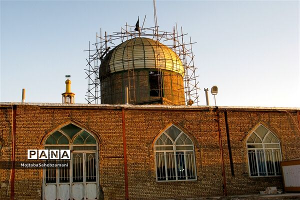 بازسازی گنبد امامزاده سید محمد(ع) در کاشمر