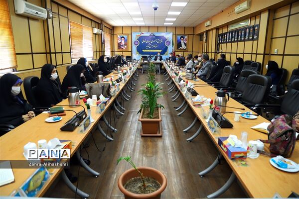 نشست هم اندیشی مجمع خیرین مدرسه ساز شهر تهران