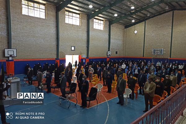 جلسه مدیران  مدارس  کاشمر  بارعایت پروتکل های بهداشتی