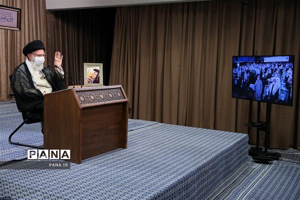 سخنرانی رهبر معظم انقلاب در آئین تجلیل از پیشکسوتان دفاع مقدس