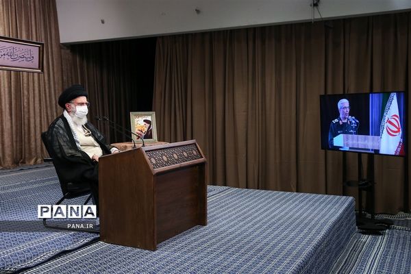 سخنرانی رهبر معظم انقلاب در آئین تجلیل از پیشکسوتان دفاع مقدس