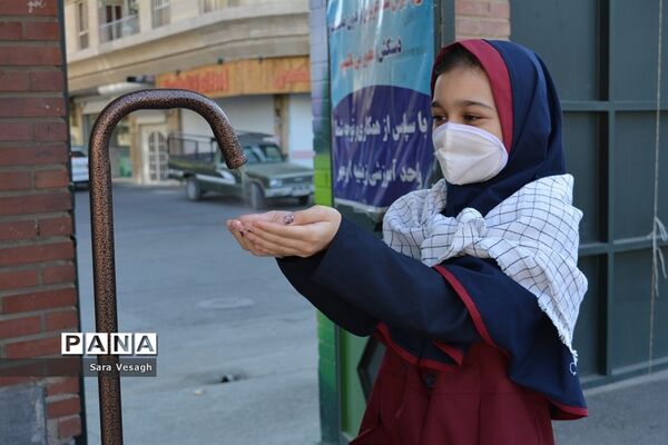 نواختن زنگ مهر و مقاومت و شور عاطفه‌ها در شهریار