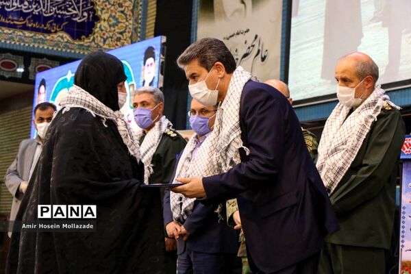 مراسم تجلیل از پیشکسوتان دفاع مقدس در آذربایجان غربی