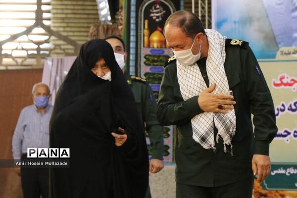 مراسم تجلیل از پیشکسوتان دفاع مقدس در آذربایجان غربی