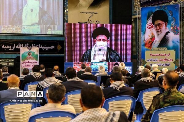 مراسم تجلیل از پیشکسوتان دفاع مقدس در آذربایجان غربی