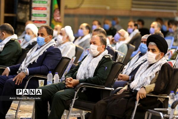 مراسم تجلیل از پیشکسوتان دفاع مقدس در آذربایجان غربی