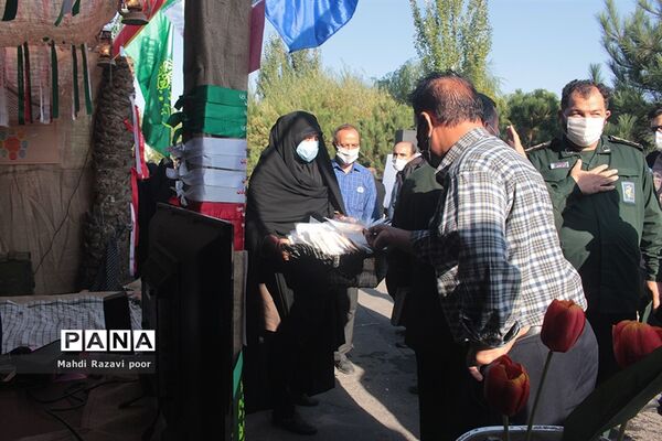 نمایشگاه دستاوردهای دفاع مقدس و مقاومت تبریز